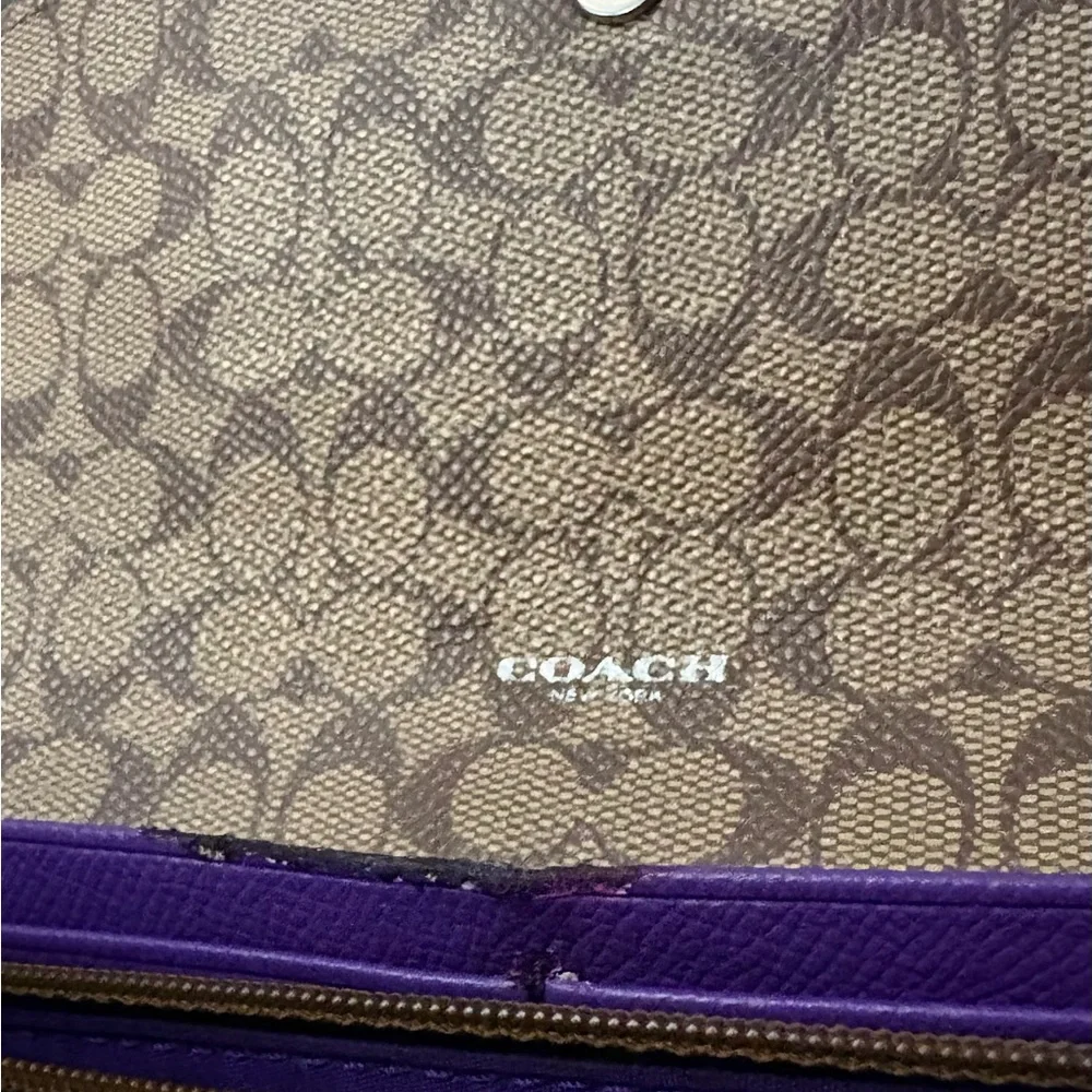 COACH NY Metallic Blue Crossgrain Leather Slim Envelope Wallet Great Condition - Picture 9 of 9